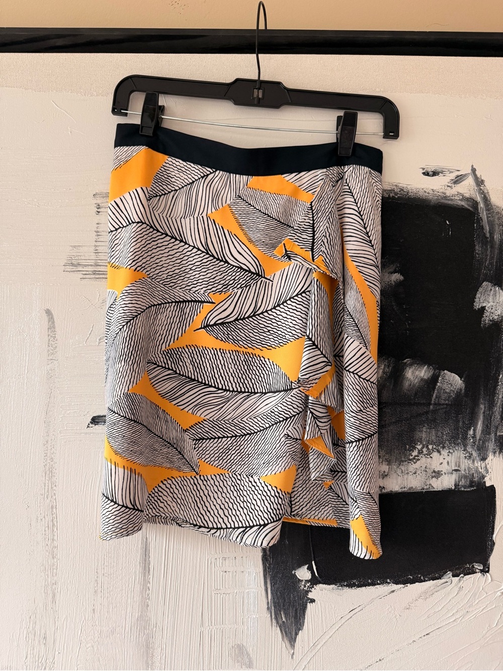 LOFT Yellow and Black Leaf-Print A-Line Skirt
